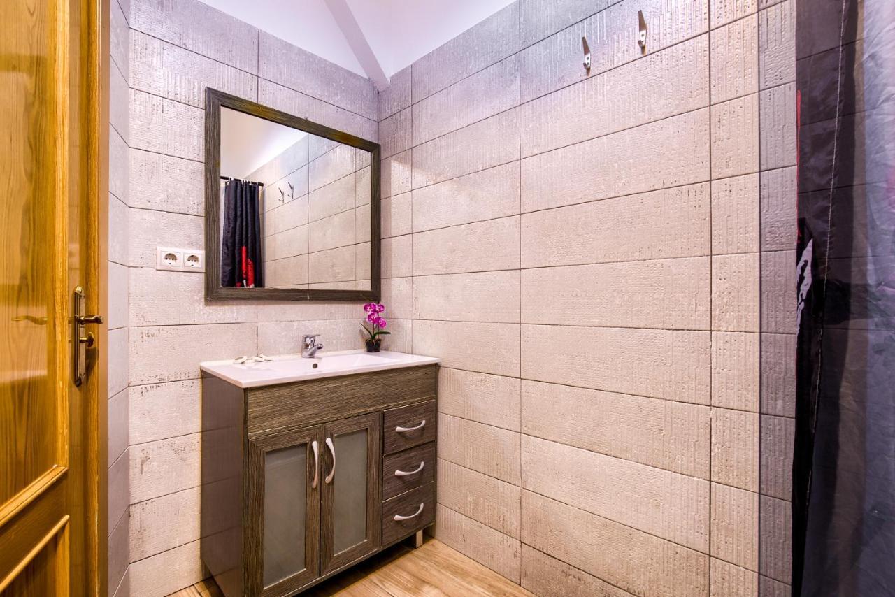 Charming Tirso De Molina I Apartment Madrid Ngoại thất bức ảnh