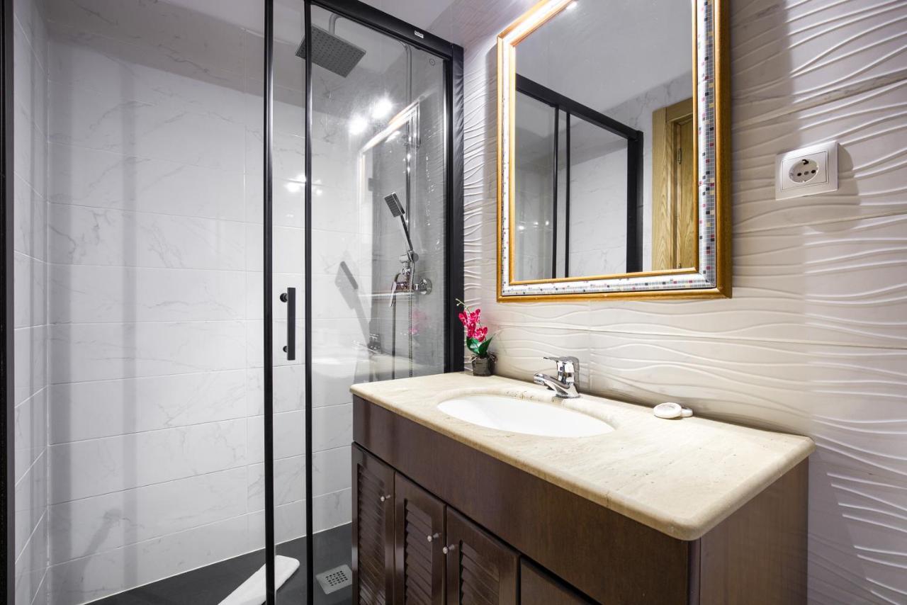Charming Tirso De Molina I Apartment Madrid Ngoại thất bức ảnh